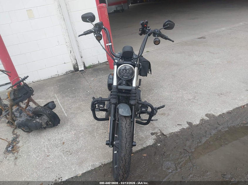 HARLEY-DAVIDSON XL883 2022