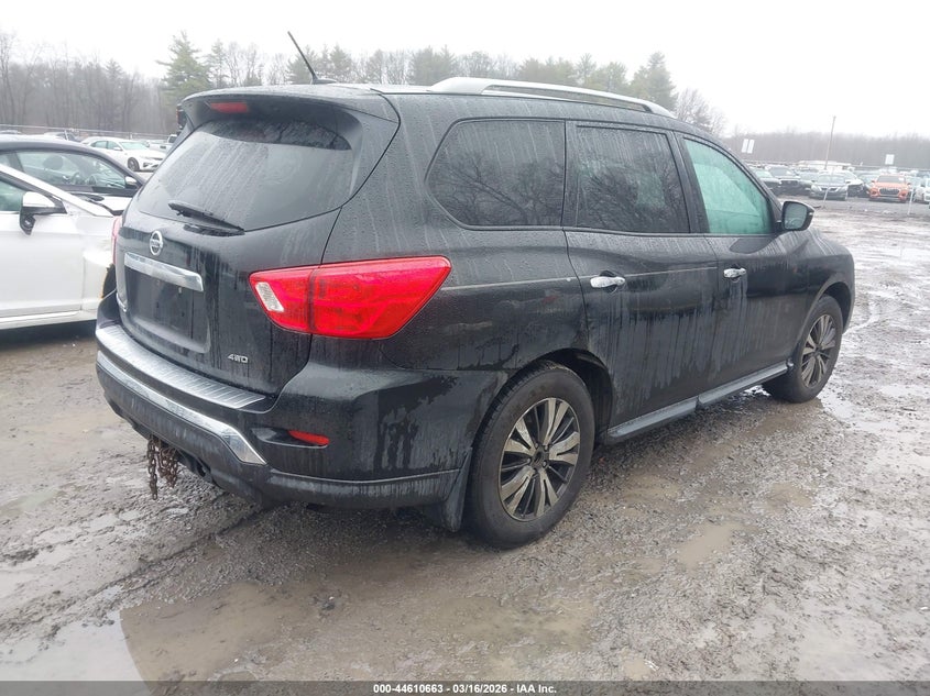 2017 Nissan Pathfinder S