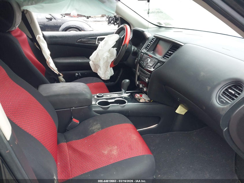 2017 Nissan Pathfinder S