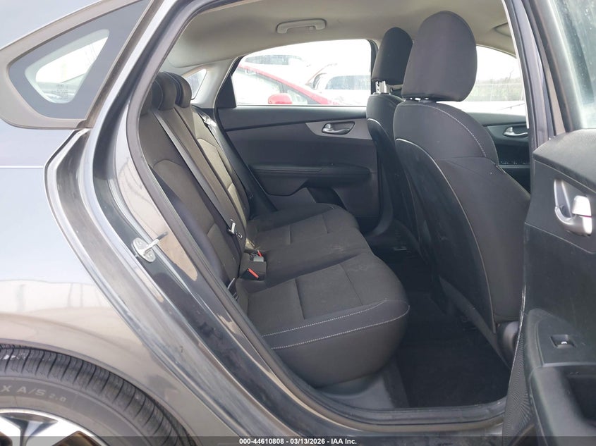 VIN 3KPF24ADXLE194710 2020 KIA FORTE LXS
