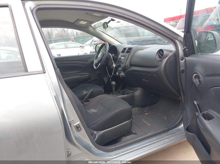 2012 Nissan Versa 1.6 S