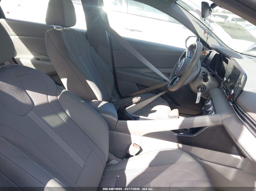 2021 Hyundai Elantra Se