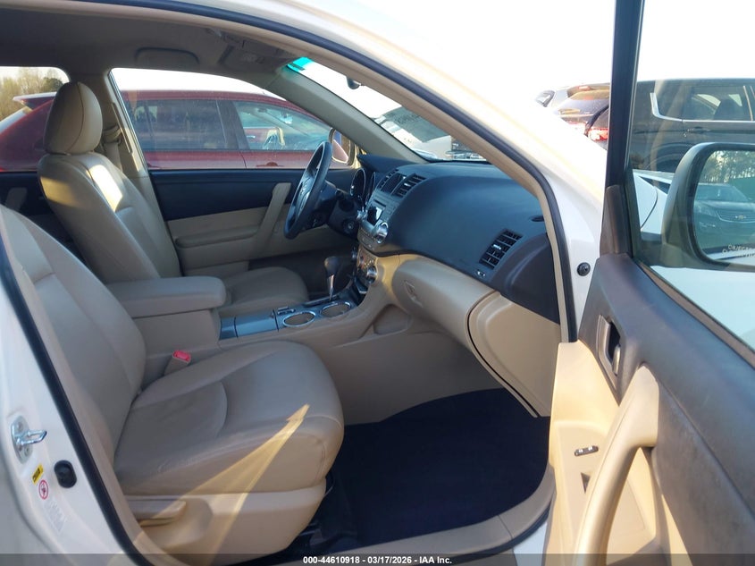 2011 Toyota Highlander Base V6