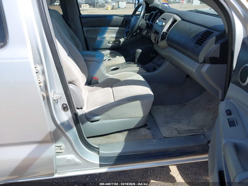 2006 Toyota Tacoma Base V6