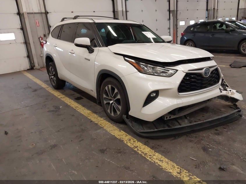 2020 Toyota Highlander Hybrid Xle