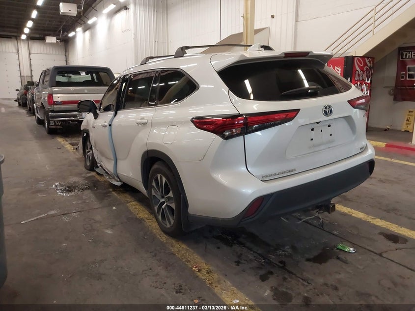 2020 Toyota Highlander Hybrid Xle
