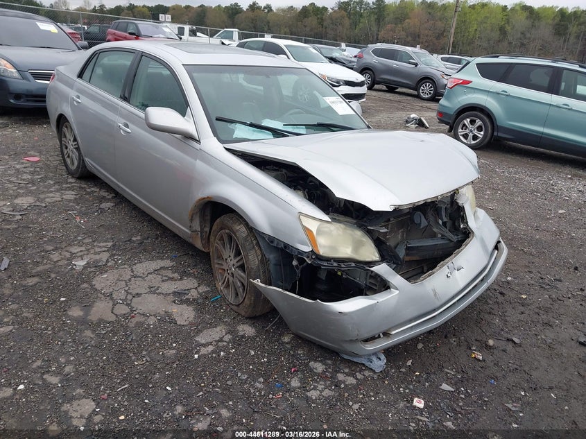 2005 TOYOTA AVALON LIMITED