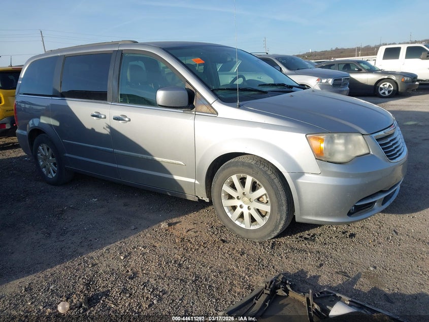 2015 Chrysler Town & Country Touring