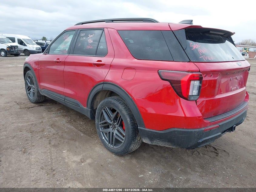 2025 Ford Explorer St-Line