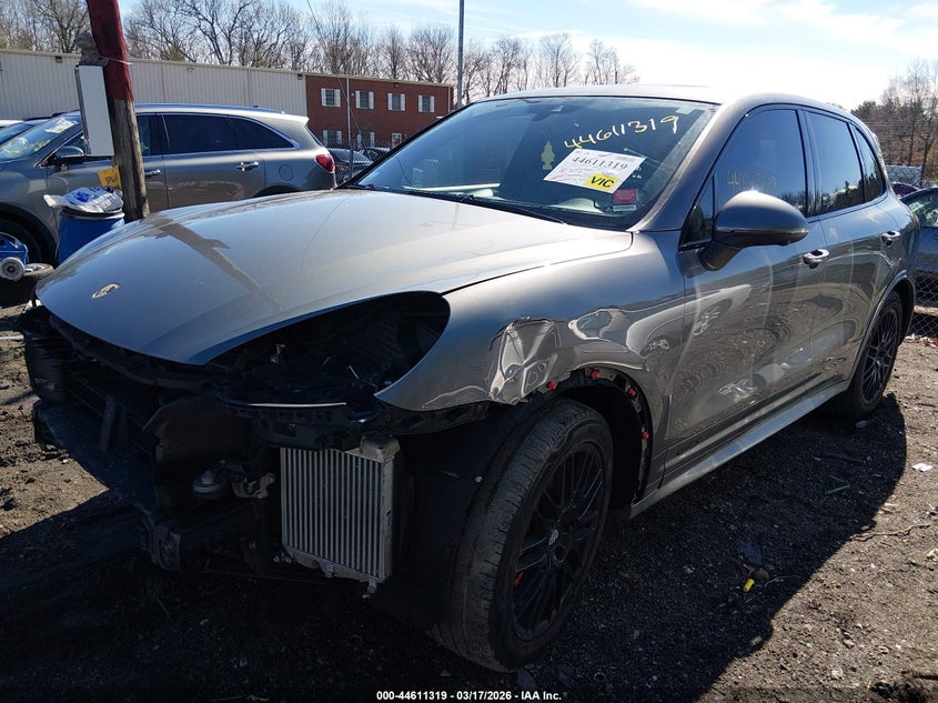 2016 Porsche Cayenne Gts