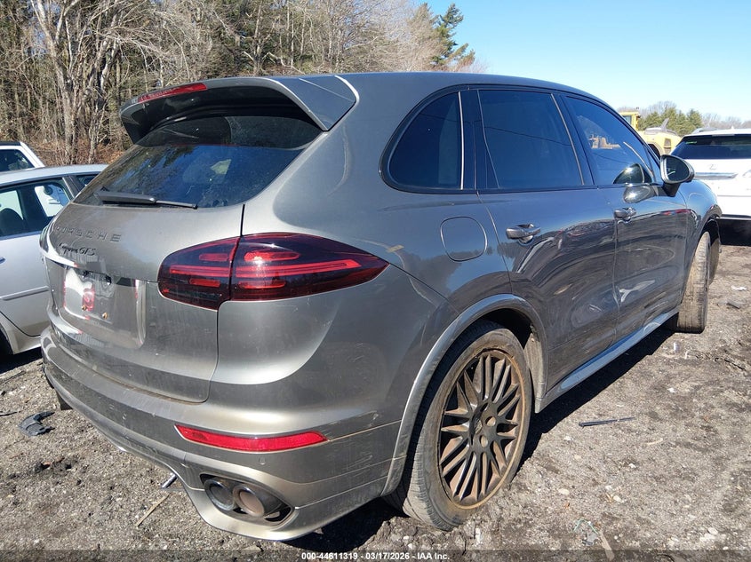 2016 Porsche Cayenne Gts