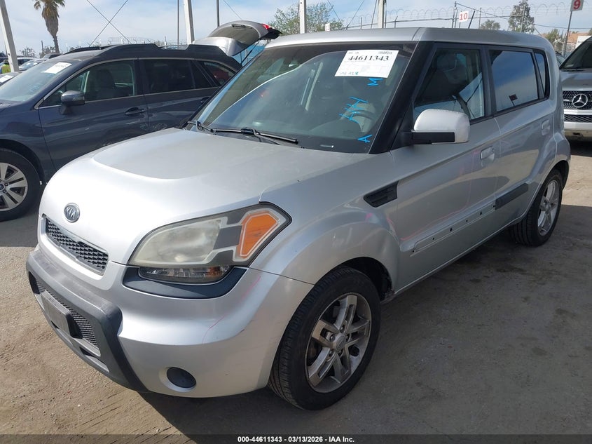 2010 Kia Soul +