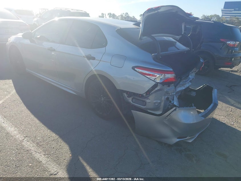 2020 Toyota Camry Se Nightshade Edition
