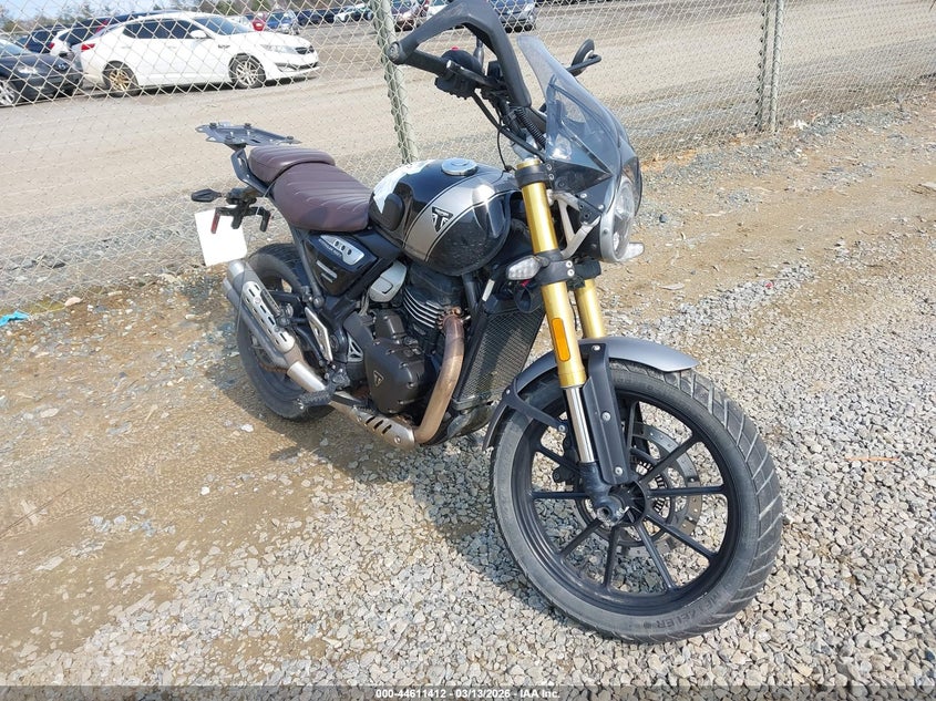 2024 TRIUMPH MOTORCYCLE SCRAMBLER  (VIN: SMTT147Y1RNA11235)