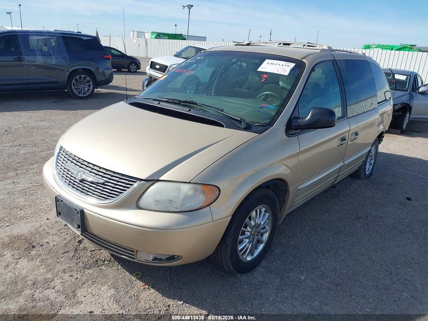 2001 Chrysler Town & Country Limited