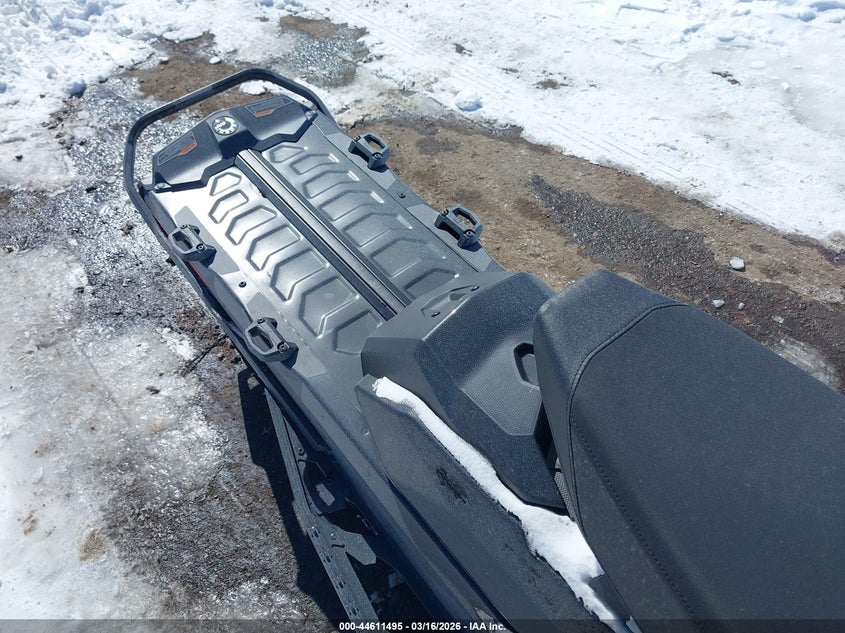 2025 SKI-DOO BACK COUNTRY X 800 auction photo 8