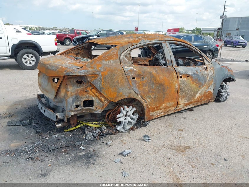 2020 Toyota Yaris Le