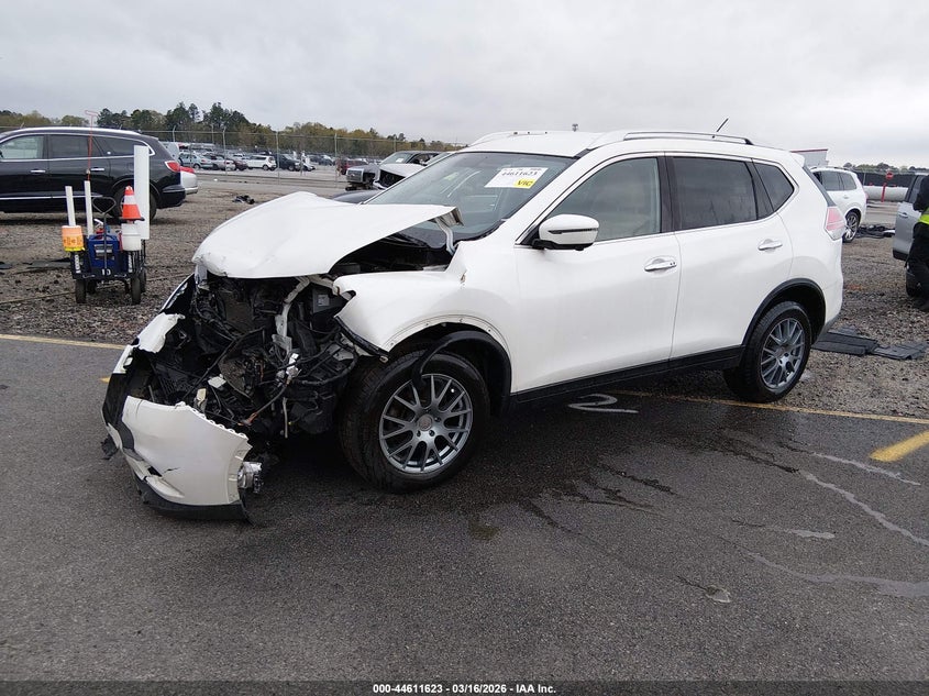 2016 Nissan Rogue Sv