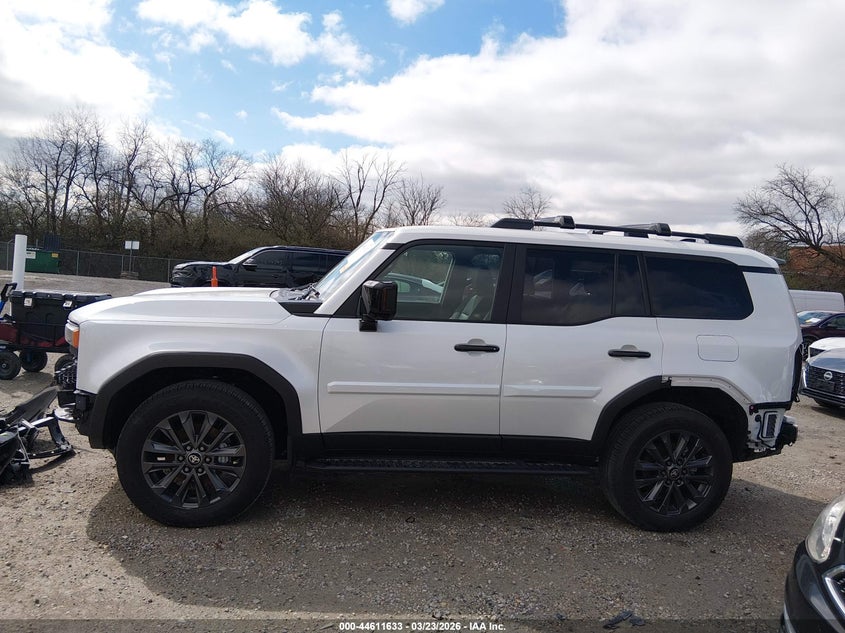 2025 Toyota Land Cruiser VIN: JTEABFAJXS5015678 Lot: 44611633