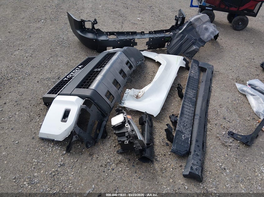 2025 Toyota Land Cruiser VIN: JTEABFAJXS5015678 Lot: 44611633