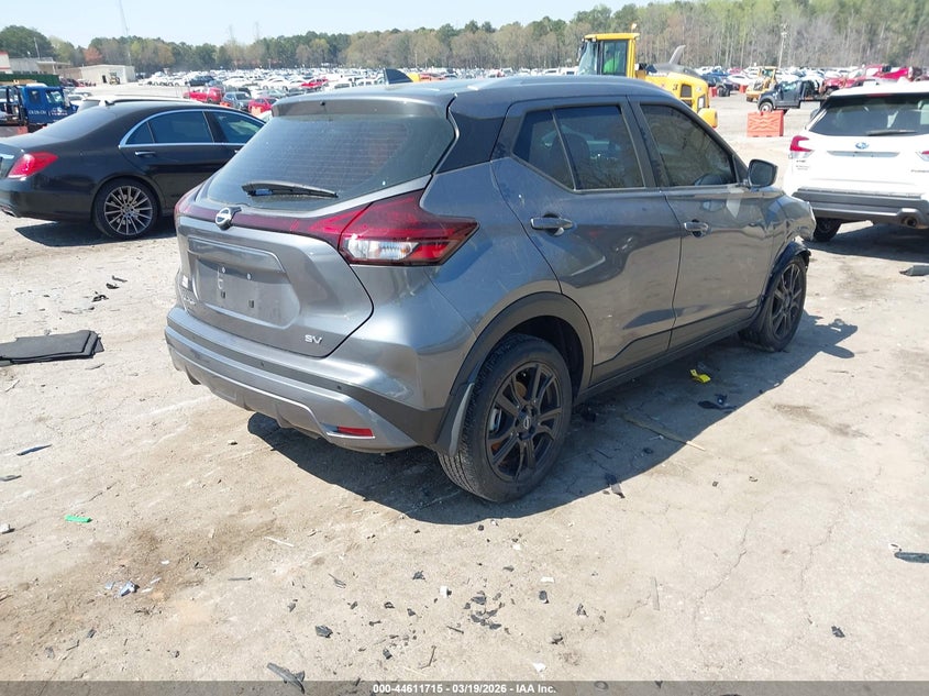 2023 Nissan Kicks Sv Xtronic Cvt