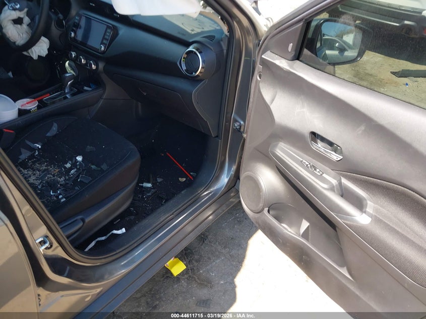 2023 Nissan Kicks Sv Xtronic Cvt