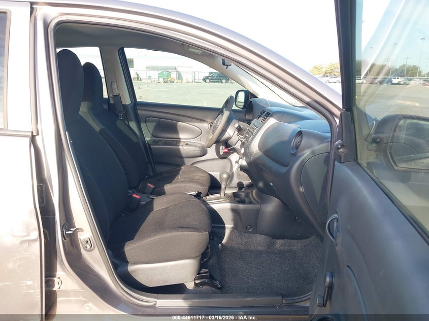 2014 Nissan Versa 1.6 S+