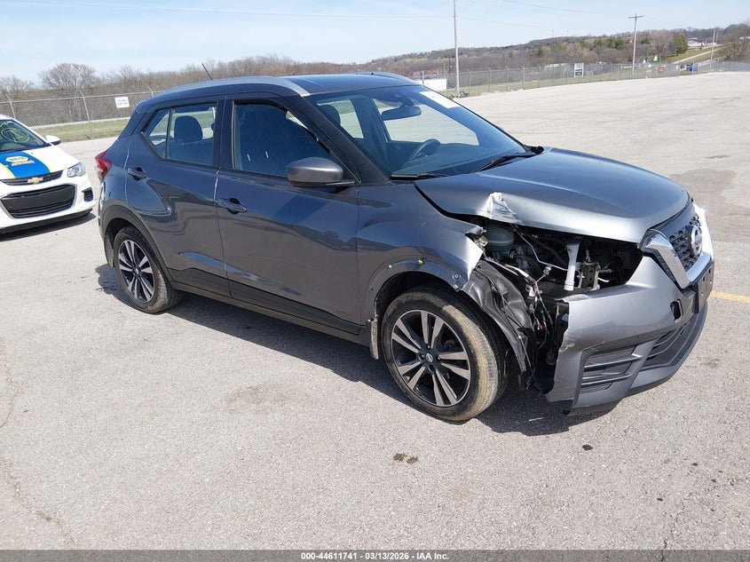 2020 Nissan Kicks Sv Xtronic Cvt