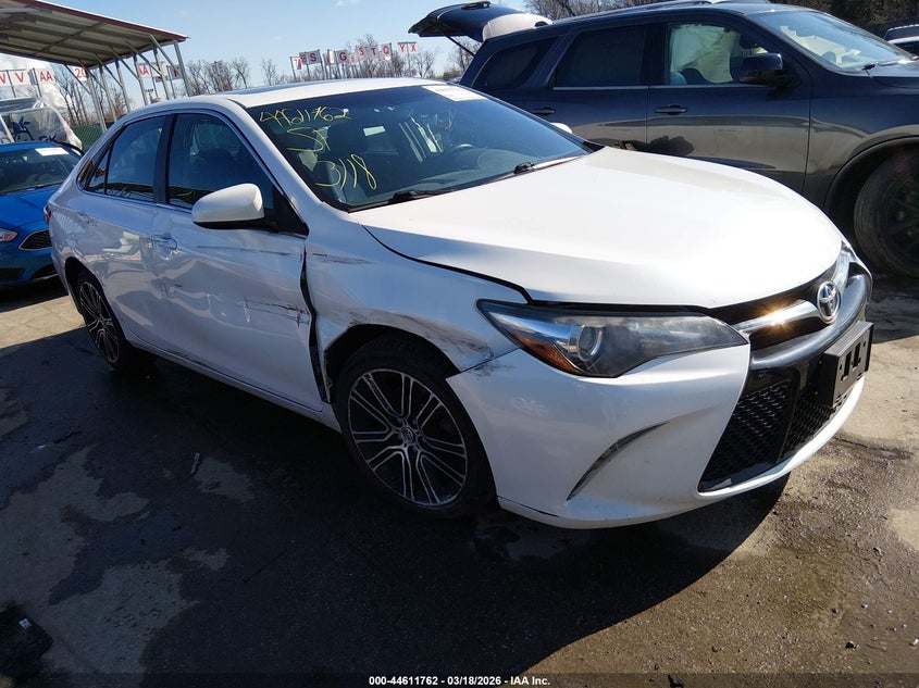 2016 Toyota Camry Se