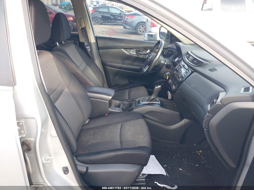 2017 Nissan Rogue Sv