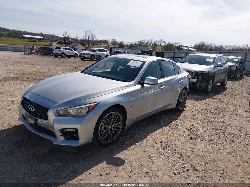 2014 Infiniti Q50 Hybrid Sport