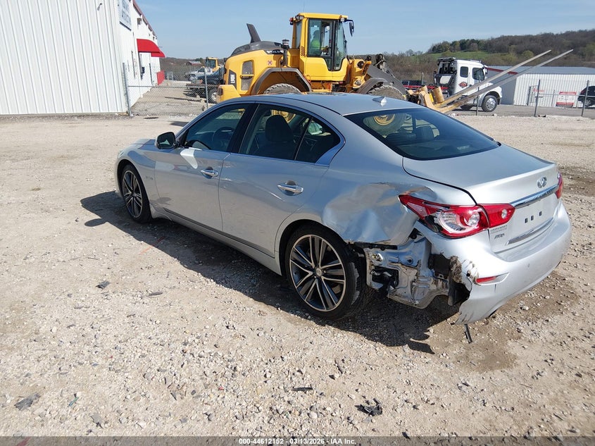 2014 Infiniti Q50 Hybrid Sport