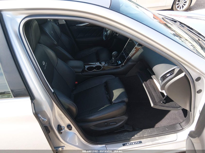 2014 Infiniti Q50 Hybrid Sport