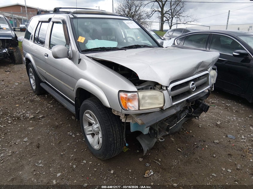2002 Nissan Pathfinder Le