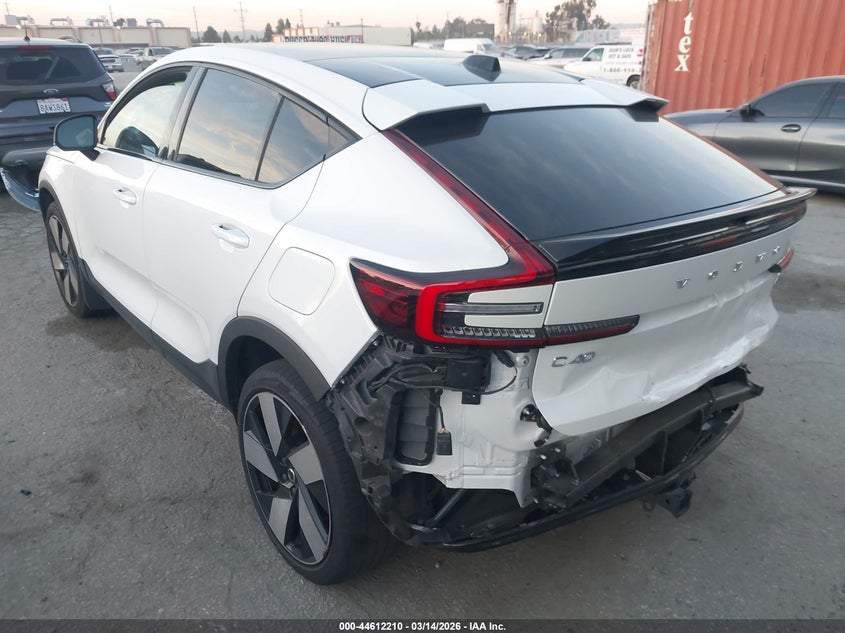 Vin: yv4ed3gm7p2032282, lot: 45109164, volvo c40 recharge pure electric twin ultimate 20233