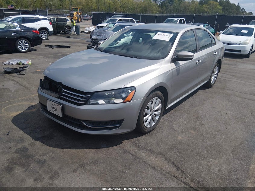 2013 Volkswagen Passat S