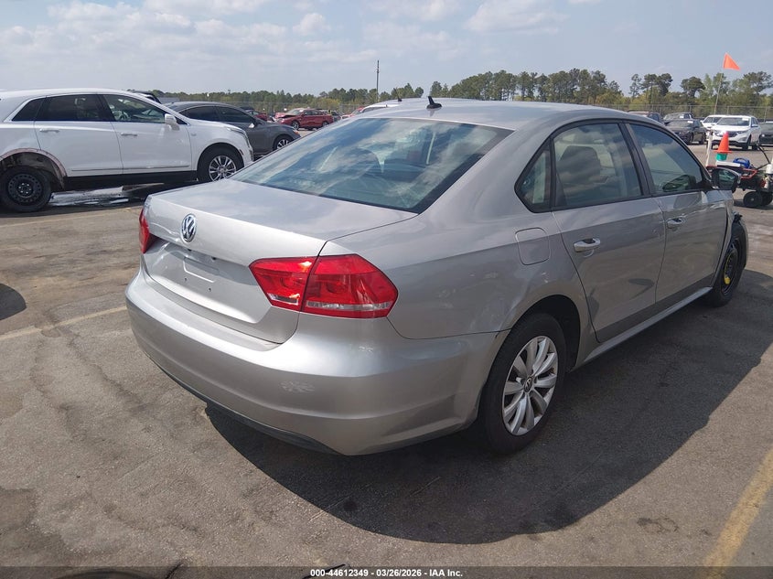 2013 Volkswagen Passat S