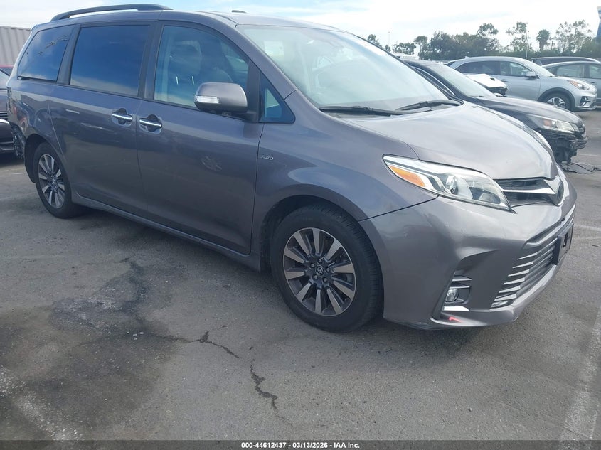 2019 Toyota Sienna Limited Premium 7 Passenger