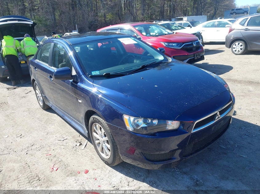 2013 Mitsubishi Lancer Es