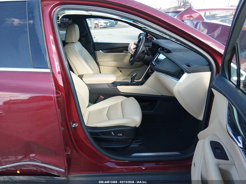 2017 Cadillac Xt5 Standard