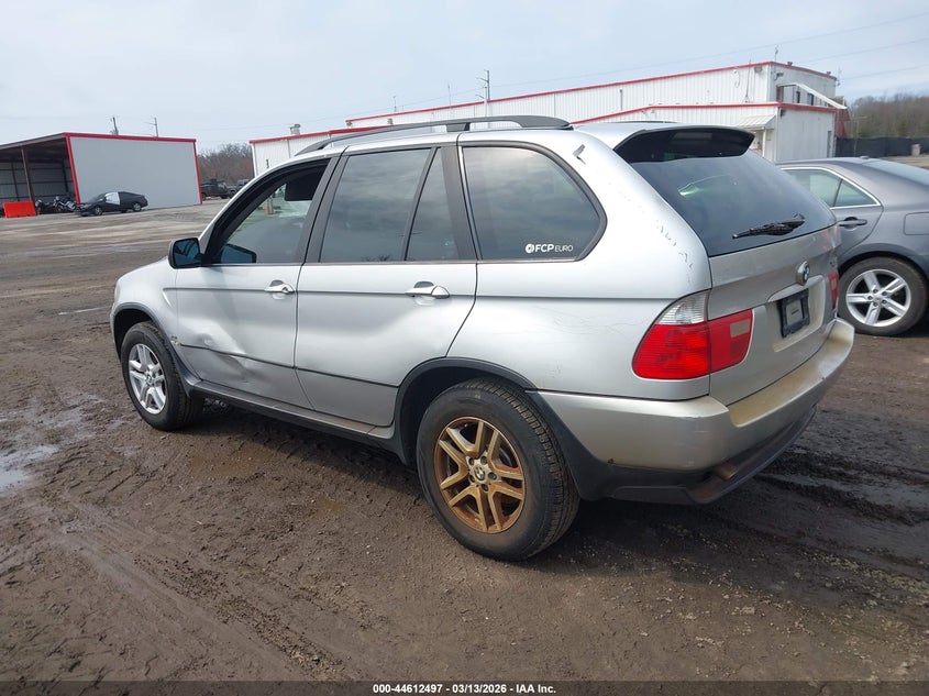2004 BMW X5 3.0I