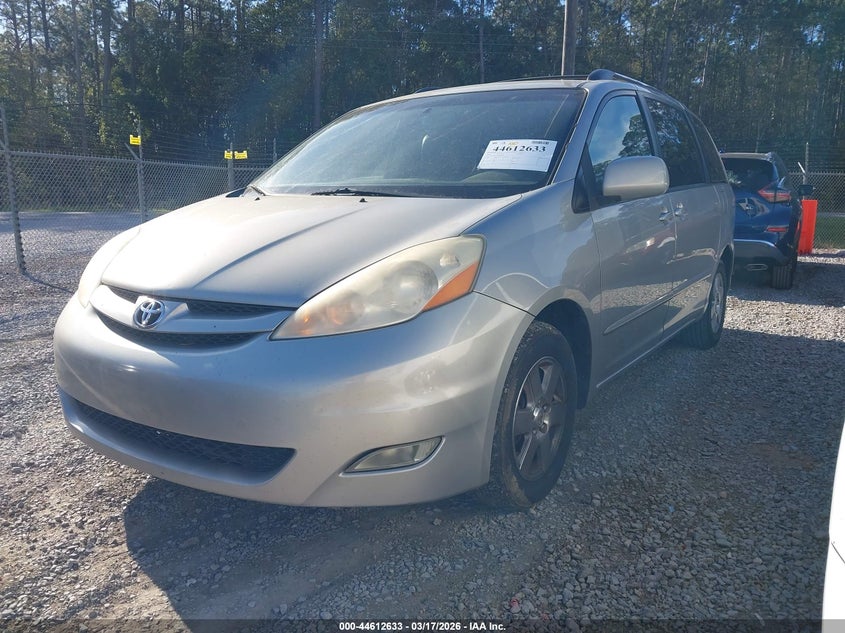 2009 Toyota Sienna Xle