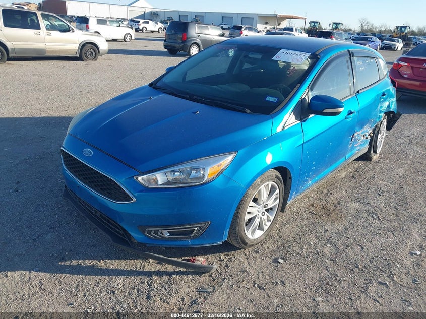 2015 Ford Focus Se 1FADP3K24FL282007 photo 1