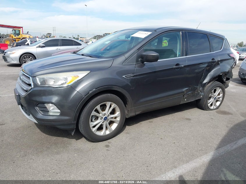 2017 Ford Escape Se 1FMCU0GD7HUF08430 photo 1
