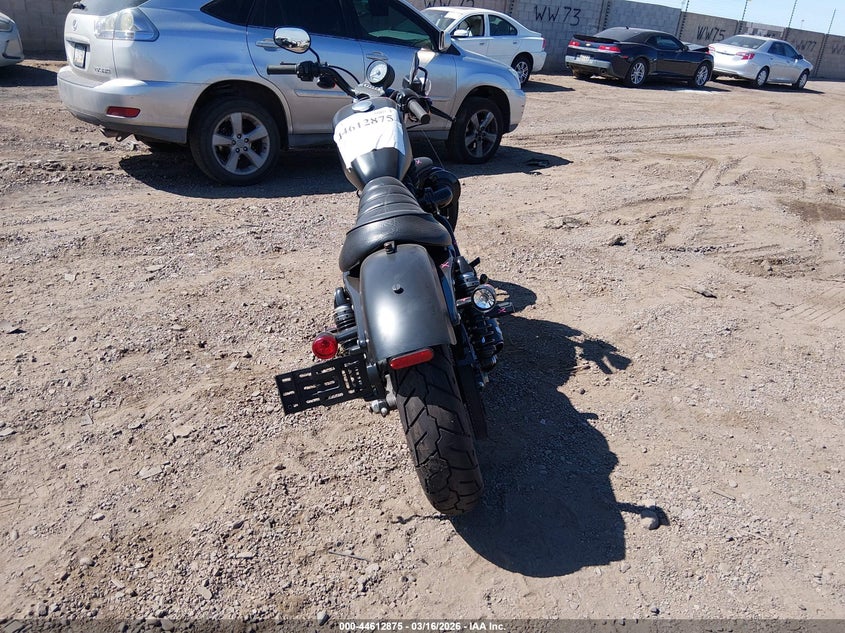 2019 Harley-Davidson Xl883 N VIN: 1HD4LE219KC416205 Lot: 44612875