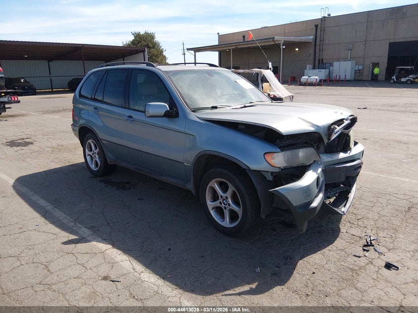 2003 BMW X5 3.0I