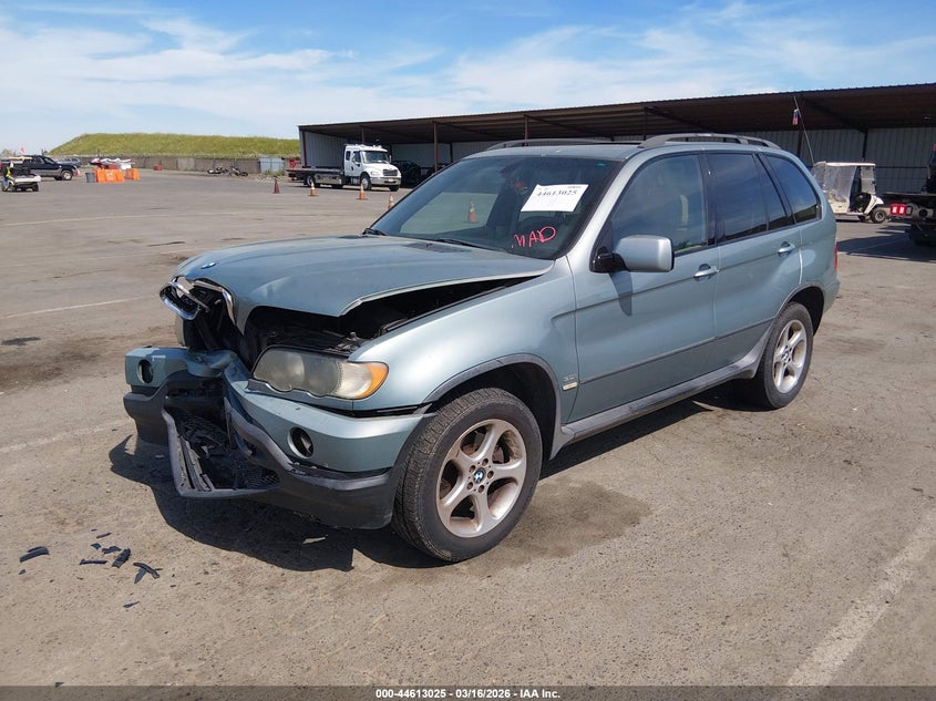 2003 BMW X5 3.0I
