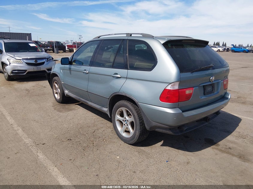 2003 BMW X5 3.0I
