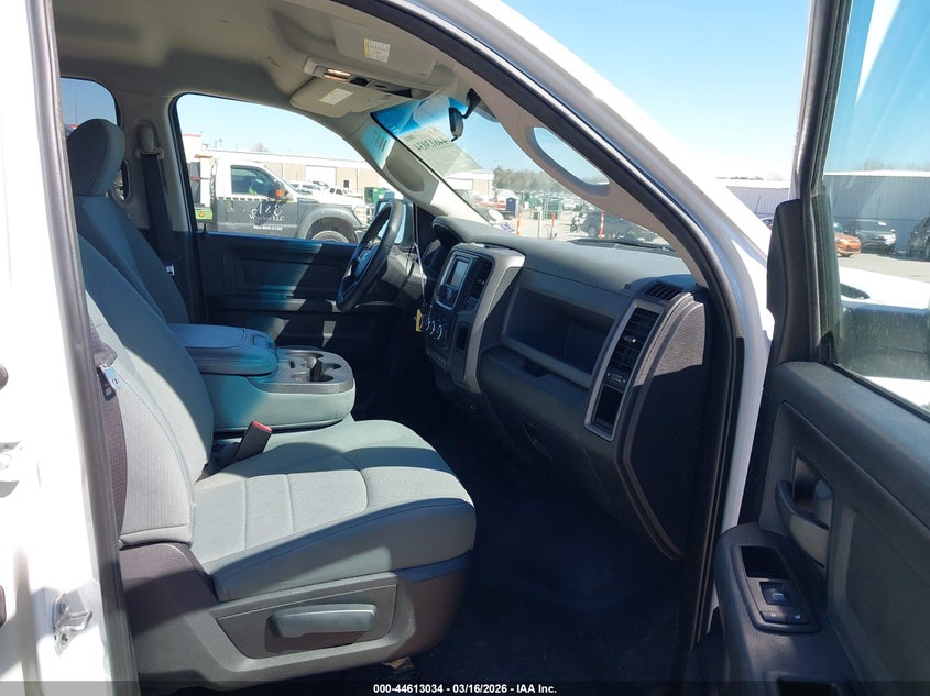 2017 Ram 1500 Tradesman 4X2 6'4 Box