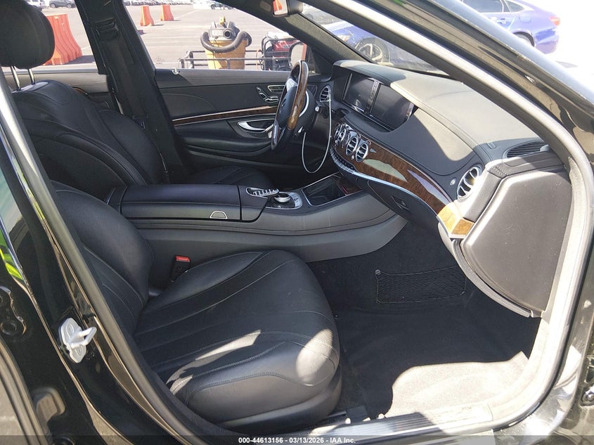 2014 Mercedes-Benz S 550